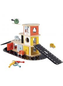 Garage des bolides en bois